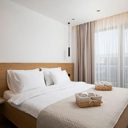 Apartment Bijeca - B4 *